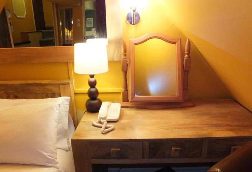 فندق صغير Clifton Hampden B&b