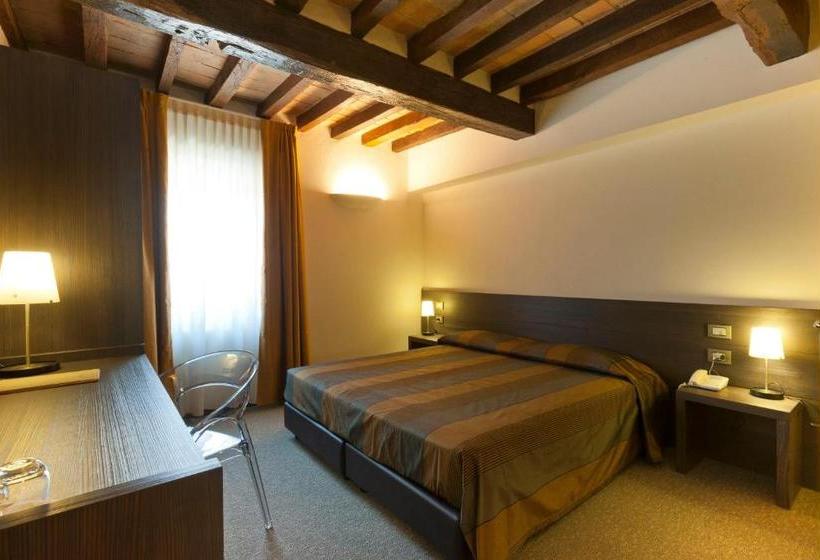 فندق صغير Locanda Sant Ambrogio
