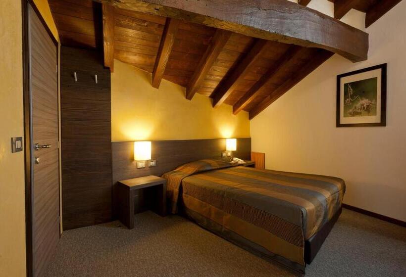 فندق صغير Locanda Sant Ambrogio