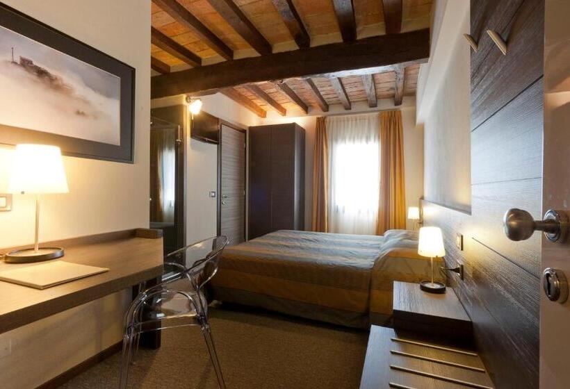 فندق صغير Locanda Sant Ambrogio