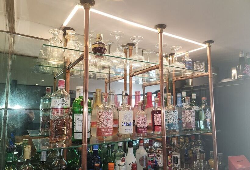 צימר East Dart Inn