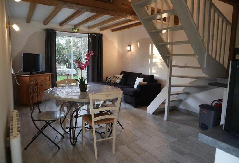 مبيت وإفطار La Bastide Du Moulin   Mont St Michel