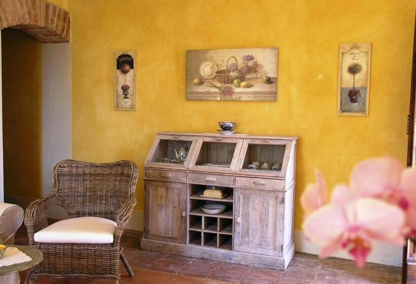 Bed and Breakfast La Cantinetta Resort