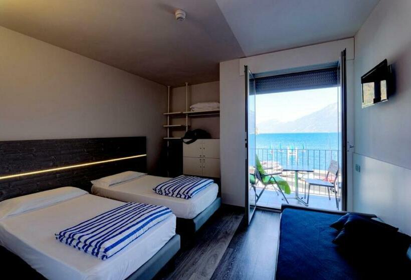Campione Univela Hostel