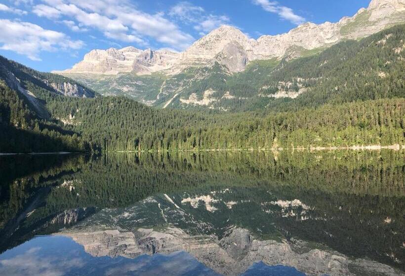 فندق Chalet Tovel   Mountain Lake