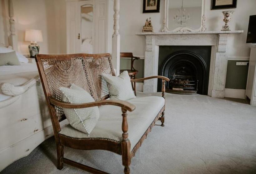 ペンション Allington Manor