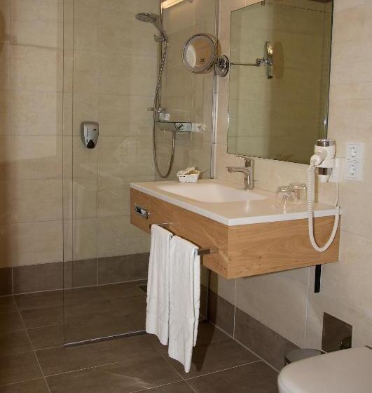 ペンション Restaurant Perschler