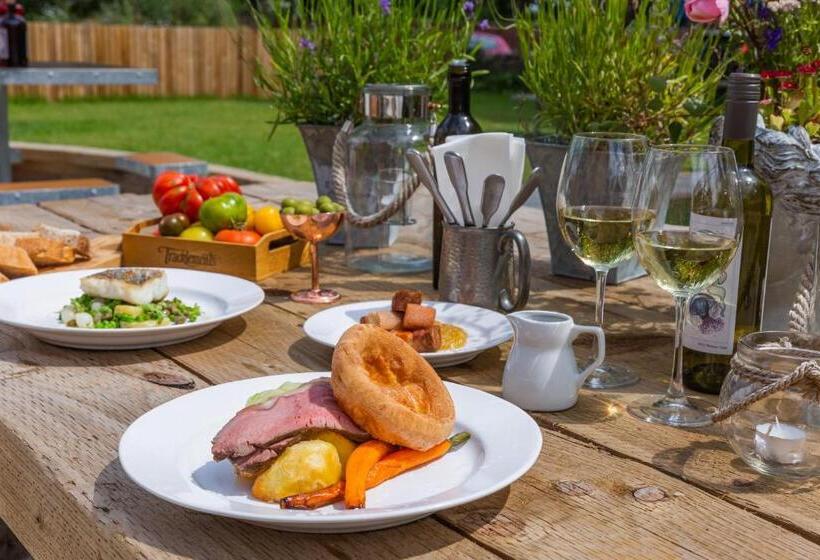 פנסיון The Red Lion Stevington