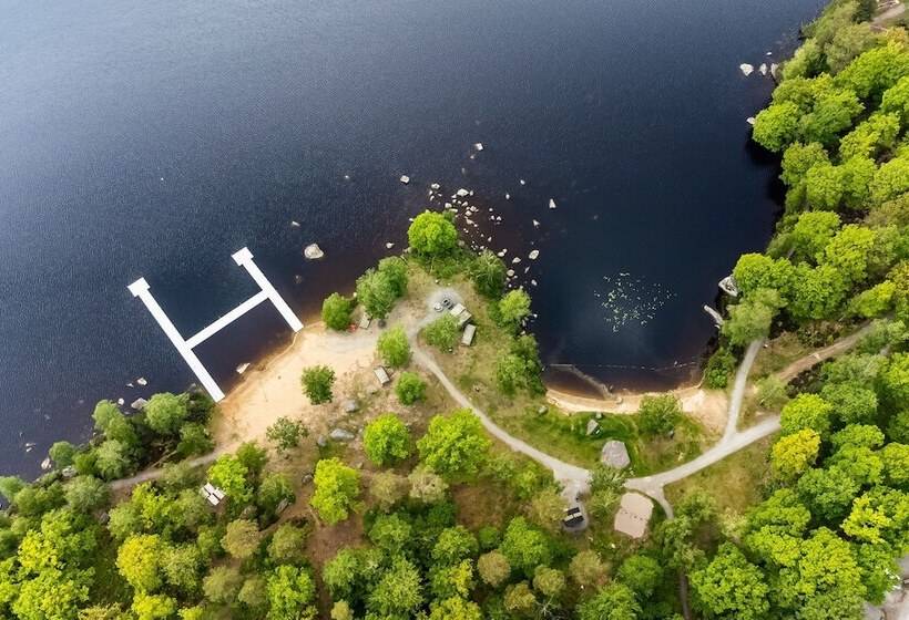 استراحتگاه Långasjönäs Camping & Stugby