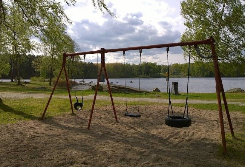استراحتگاه Långasjönäs Camping & Stugby