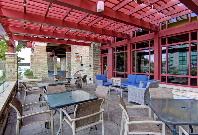 Doubletree Fallsview Resort & Spa By Hilton  Niagara Falls