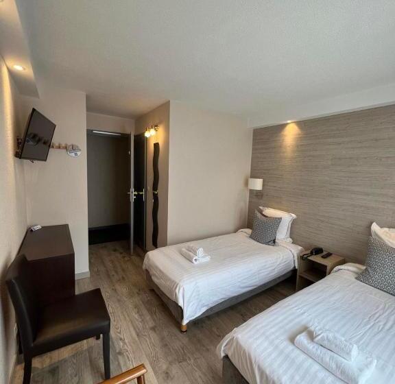 هتل Au Bec Fin Hôtel