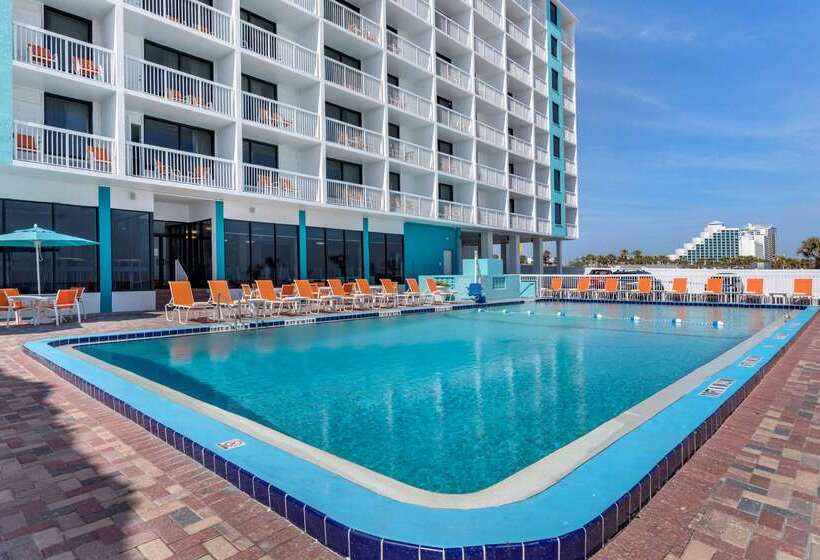 בית מלון כפרי Comfort Inn & Suites Daytona Beach Oceanfront