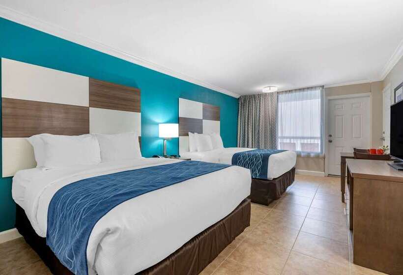 בית מלון כפרי Comfort Inn & Suites Daytona Beach Oceanfront