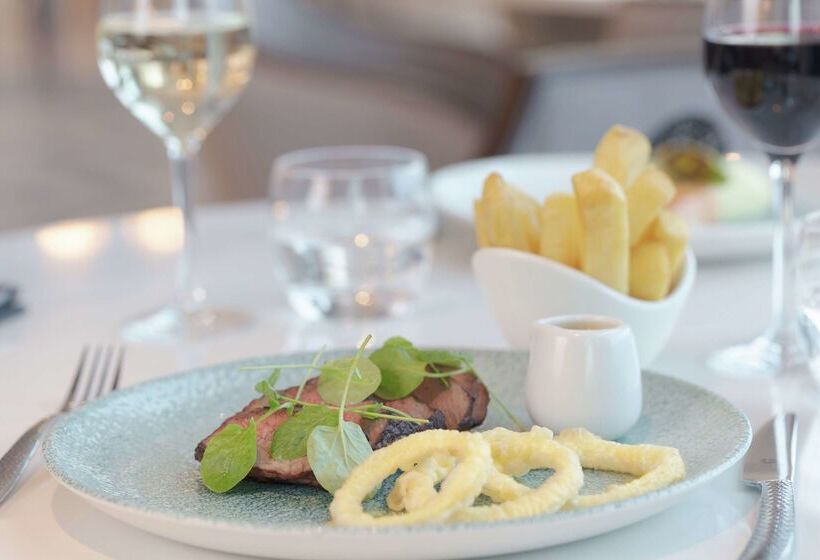 בית מלון כפרי Hilton Belfast