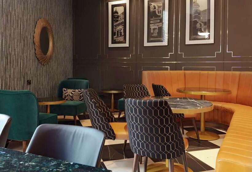 בית מלון כפרי Hilton Belfast