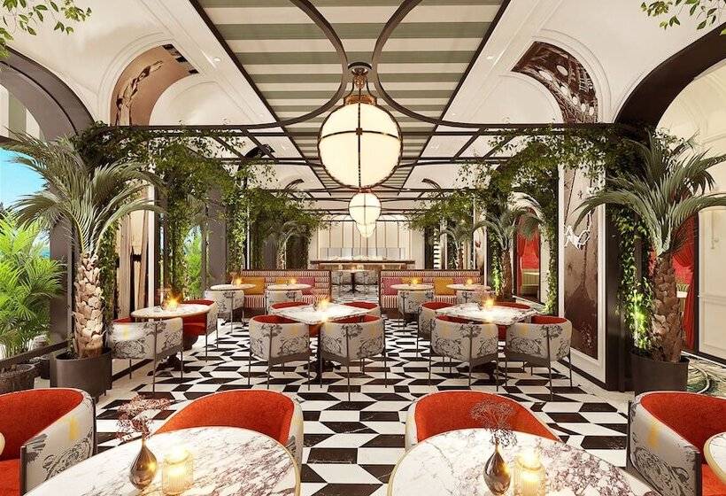 فندق Cirque St. Armands Beachside