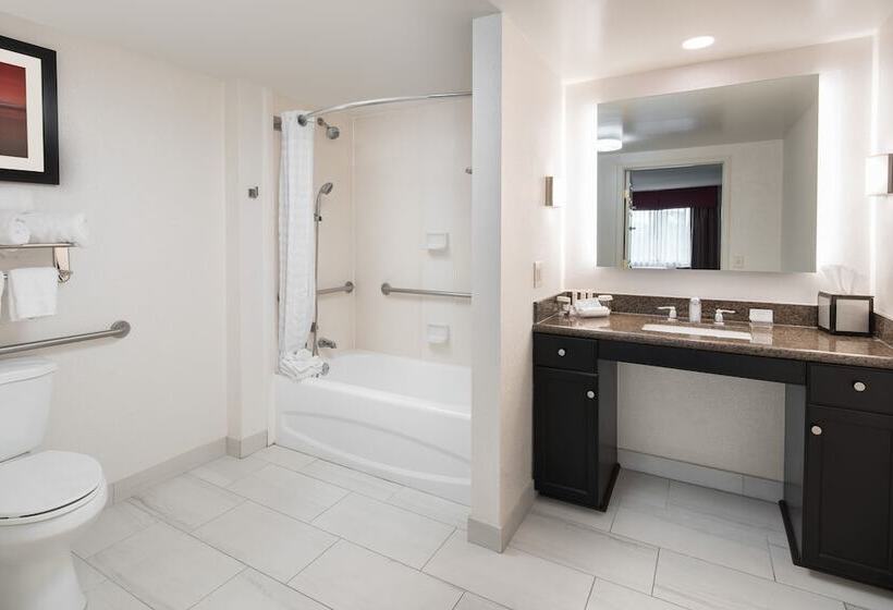 בית מלון כפרי Homewood Suites By Hilton Anaheimmain Gate Area
