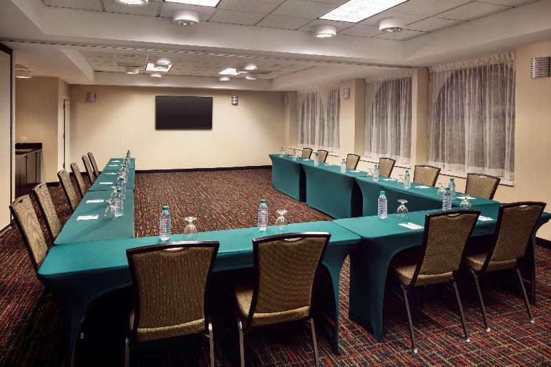 בית מלון כפרי Homewood Suites By Hilton Anaheimmain Gate Area