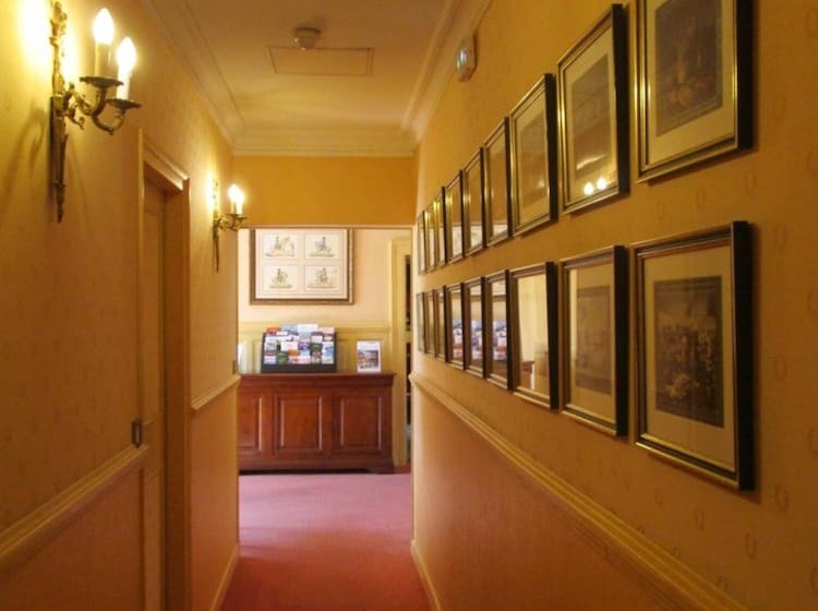 בית מלון כפרי Hôtel Les Maréchaux
