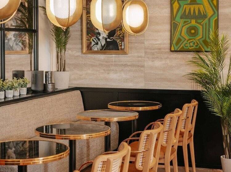 Marty Hotel Bordeaux - Tapestry Collection by Hilton