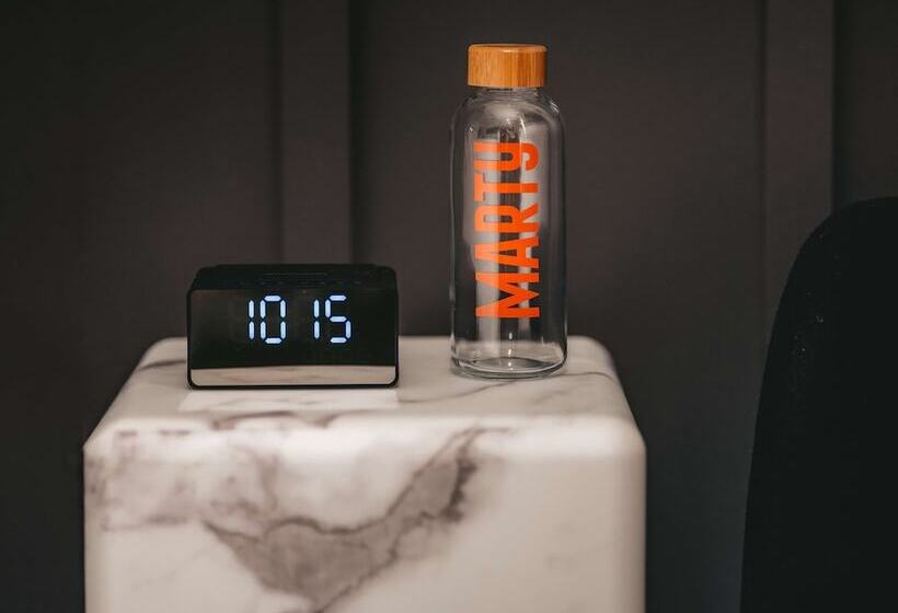 Marty Hotel Bordeaux - Tapestry Collection by Hilton