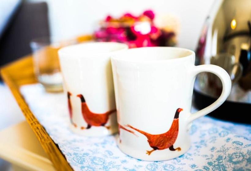 فندق صغير The Pheasant At Neenton