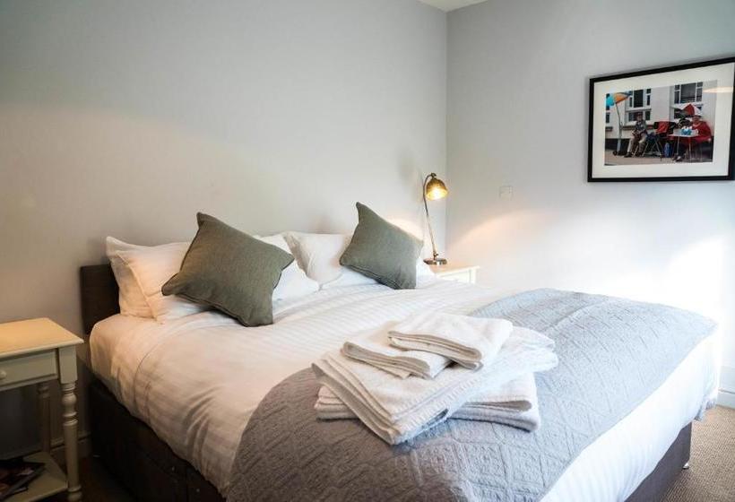 فندق صغير The Pheasant At Neenton