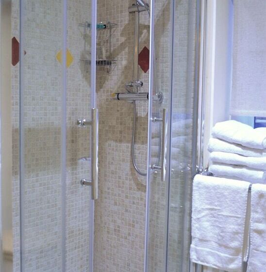 ベッドアンドブレックファースト The Firecat Country House Guesthouse