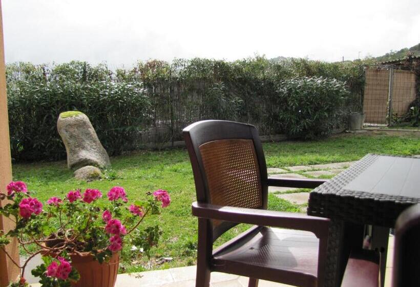 호텔 B&b Monte Gruttas