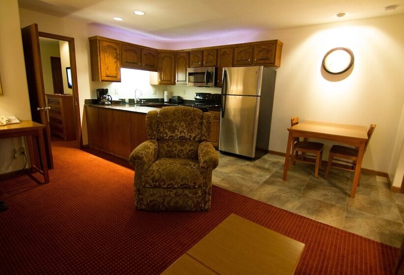 فندق Shepherd Mountain Inn & Suites