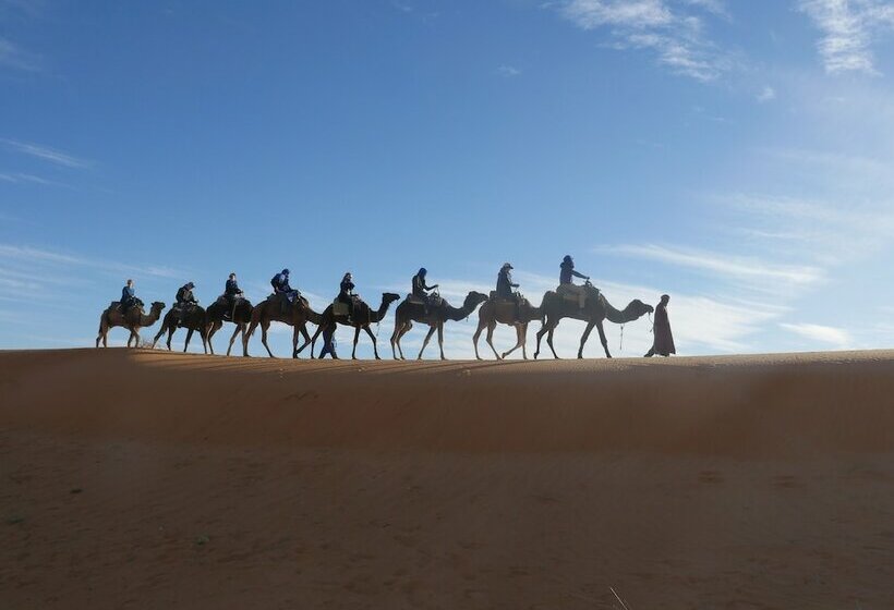 هتل Royal Luxury Camp