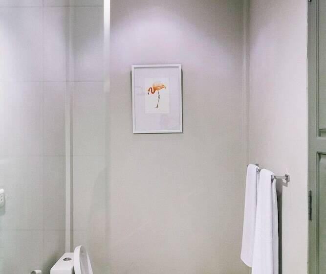 민박 Lovina Life Room & Cafe