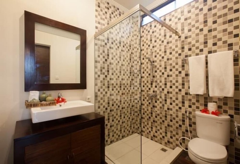 فندق Munari Villa And Spa Batubulan