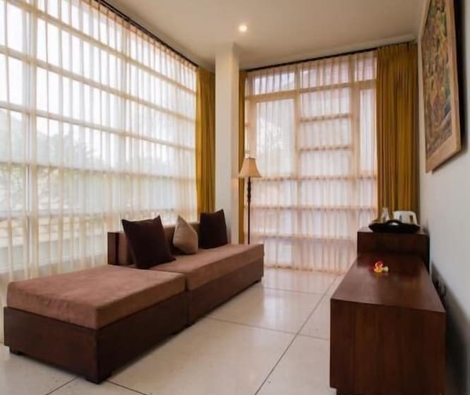 فندق Munari Villa And Spa Batubulan