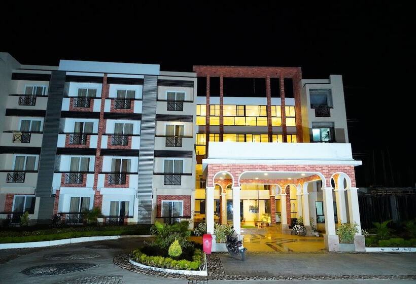 5 Falls Resort