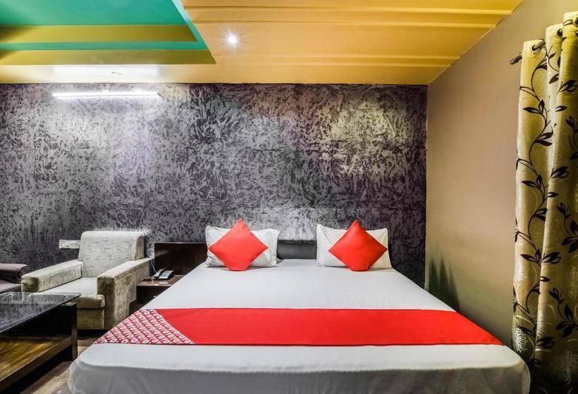 ホテル A P Palace By Oyo Rooms