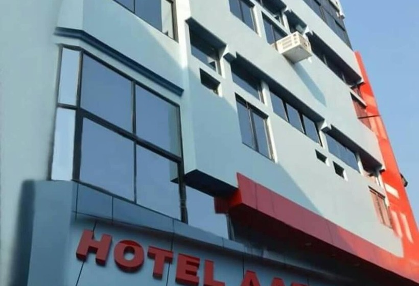 فندق Hotek Aarti Inn