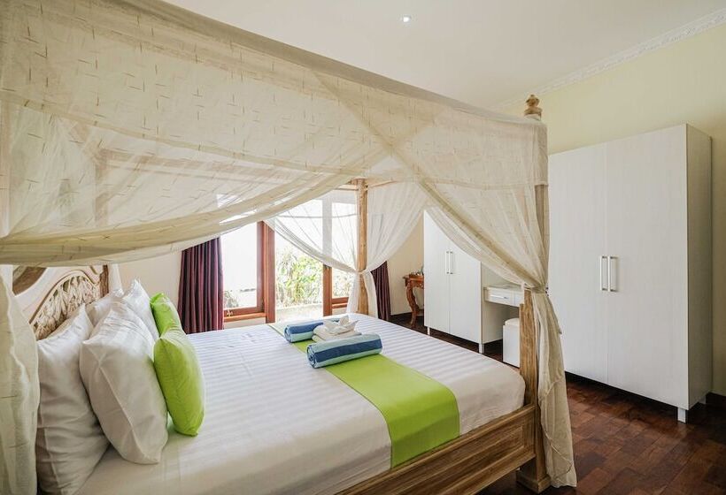 Отель Poinciana Resort Bali