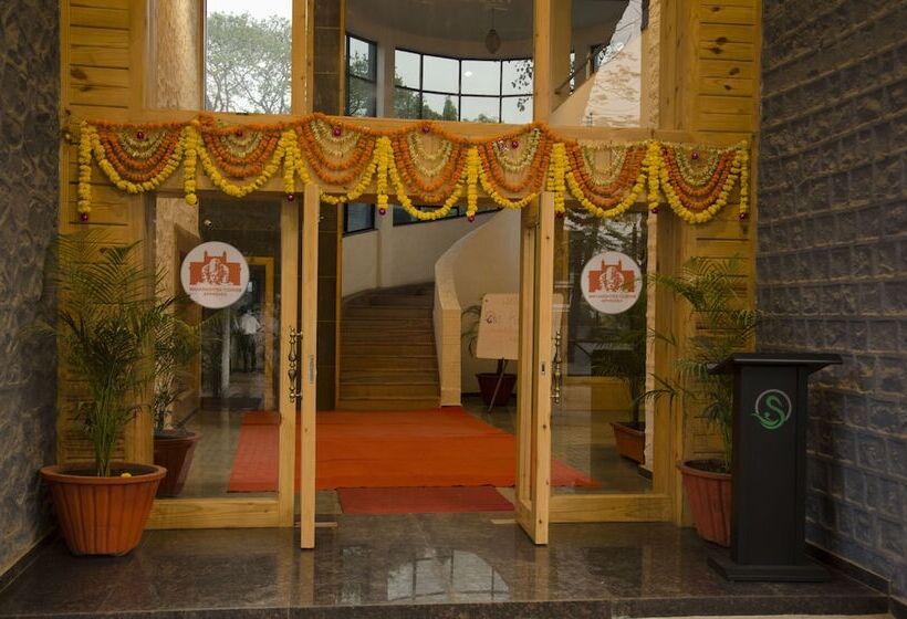 בית מלון כפרי Sai River Resort