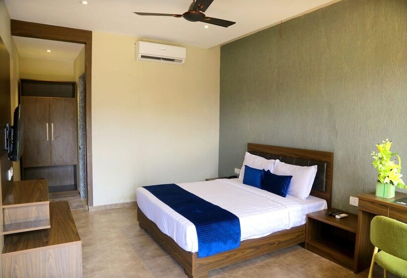 בית מלון כפרי Sai River Resort