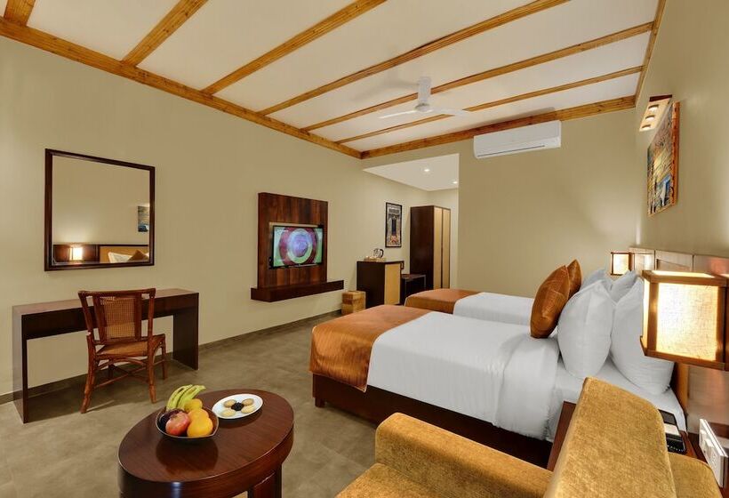 Отель The Fern Sattva Resort Polo Forest