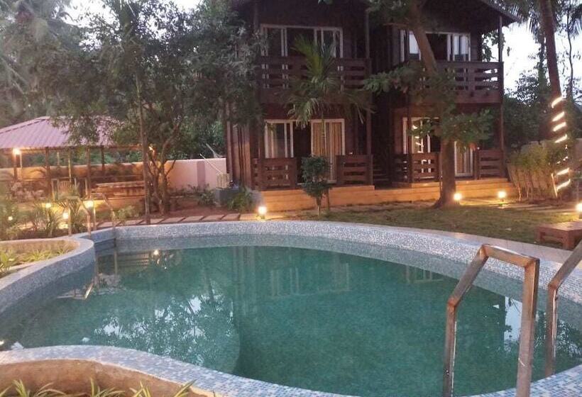 בית מלון כפרי Vinnca Woodvillas Beachfront Resort