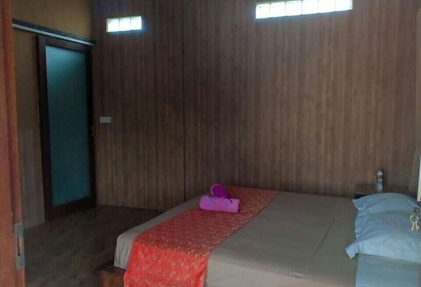 펜션 Klipes Guest House