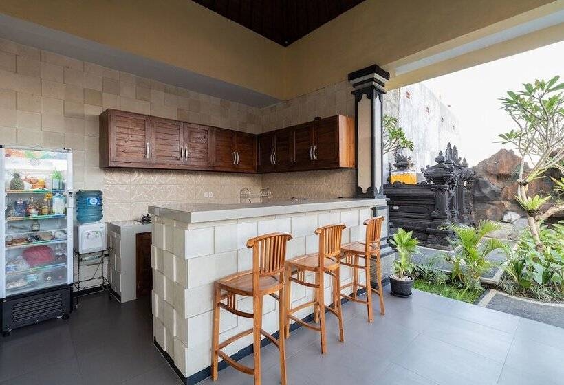 펜션 Kusuma Guesthouse