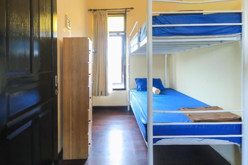 호스텔 Legong Dormitory