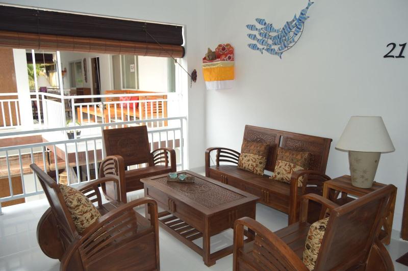 Askara Guest House   Hostel