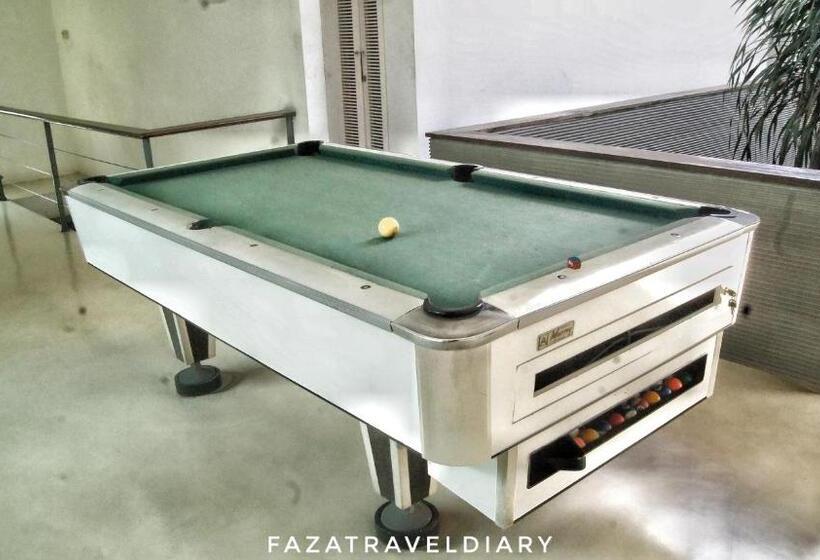 هتل Flat06. Cipete