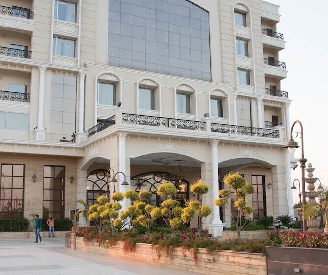 ホテル Regenta Central Indore