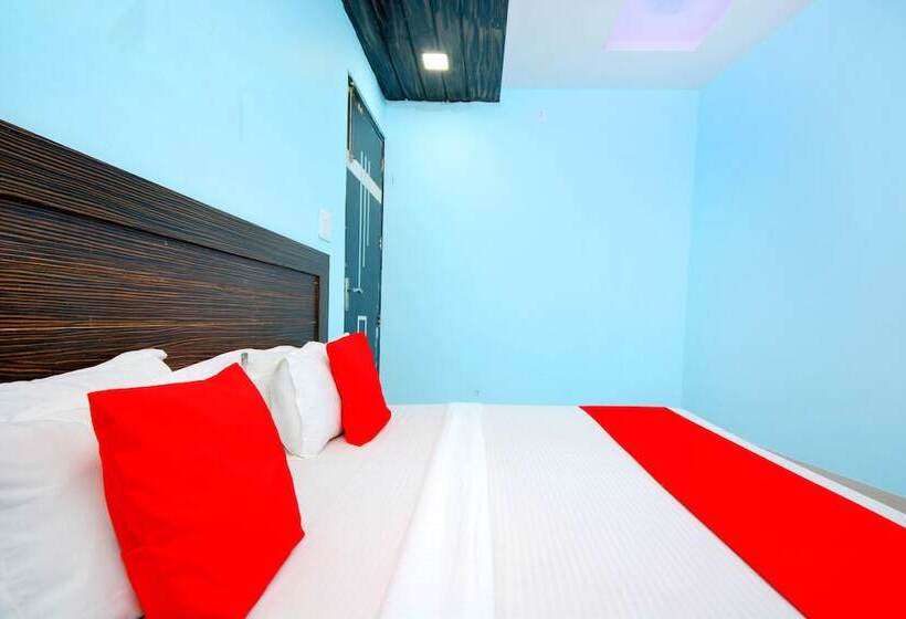 ホテル Royal Lifestyle By Oyo Rooms